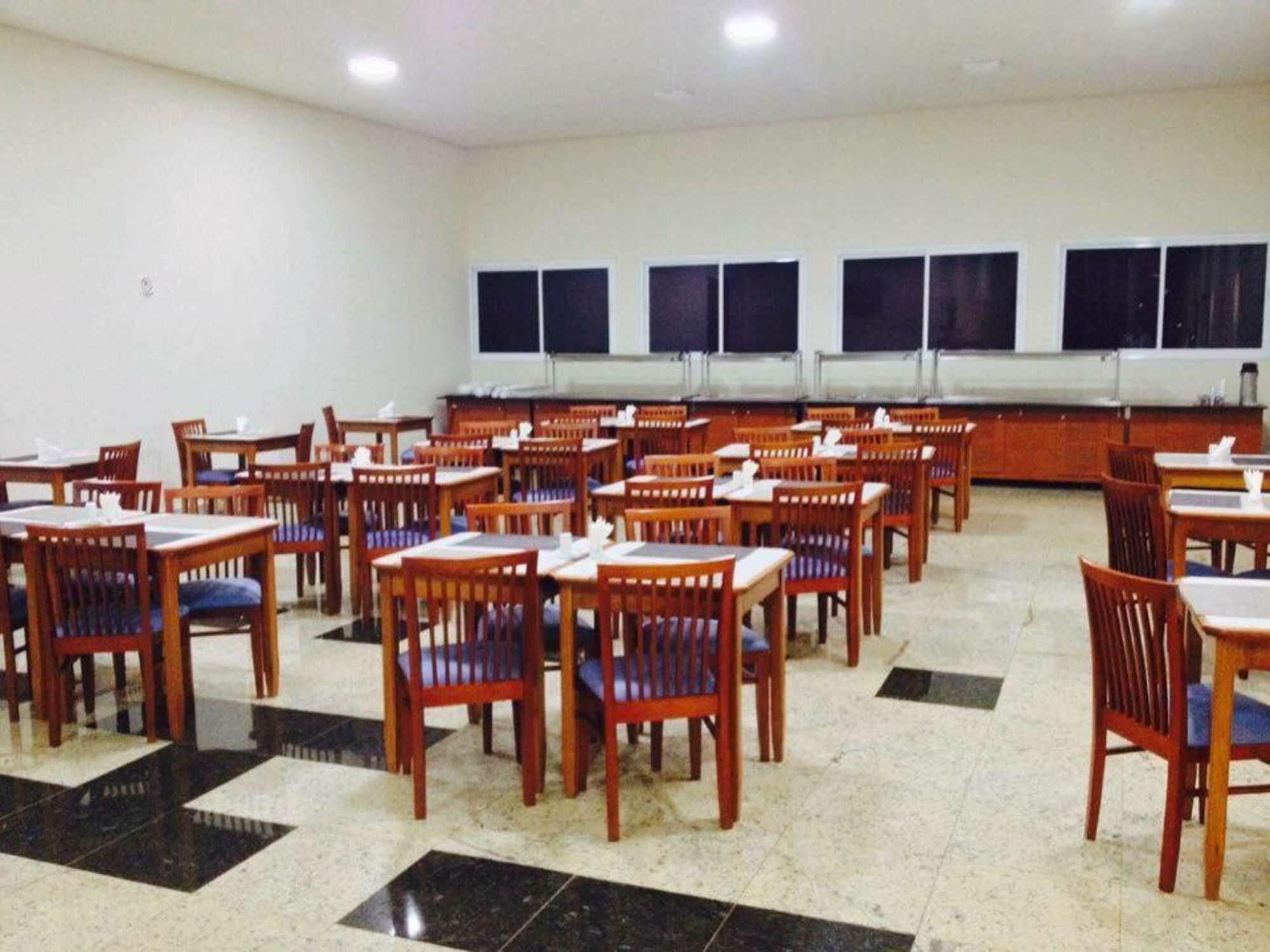 Habitat Hotel Pirassununga Esterno foto